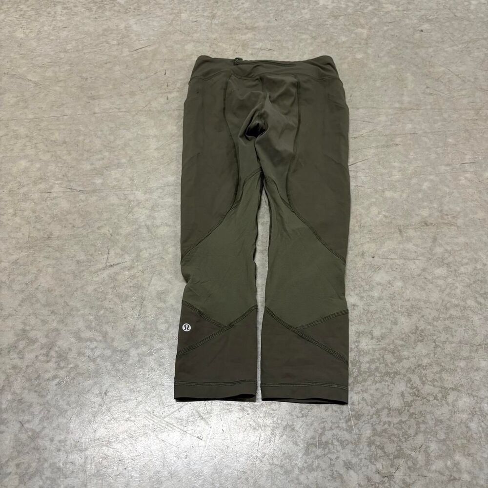 Lululemon Olive Green Cropped Leggings
